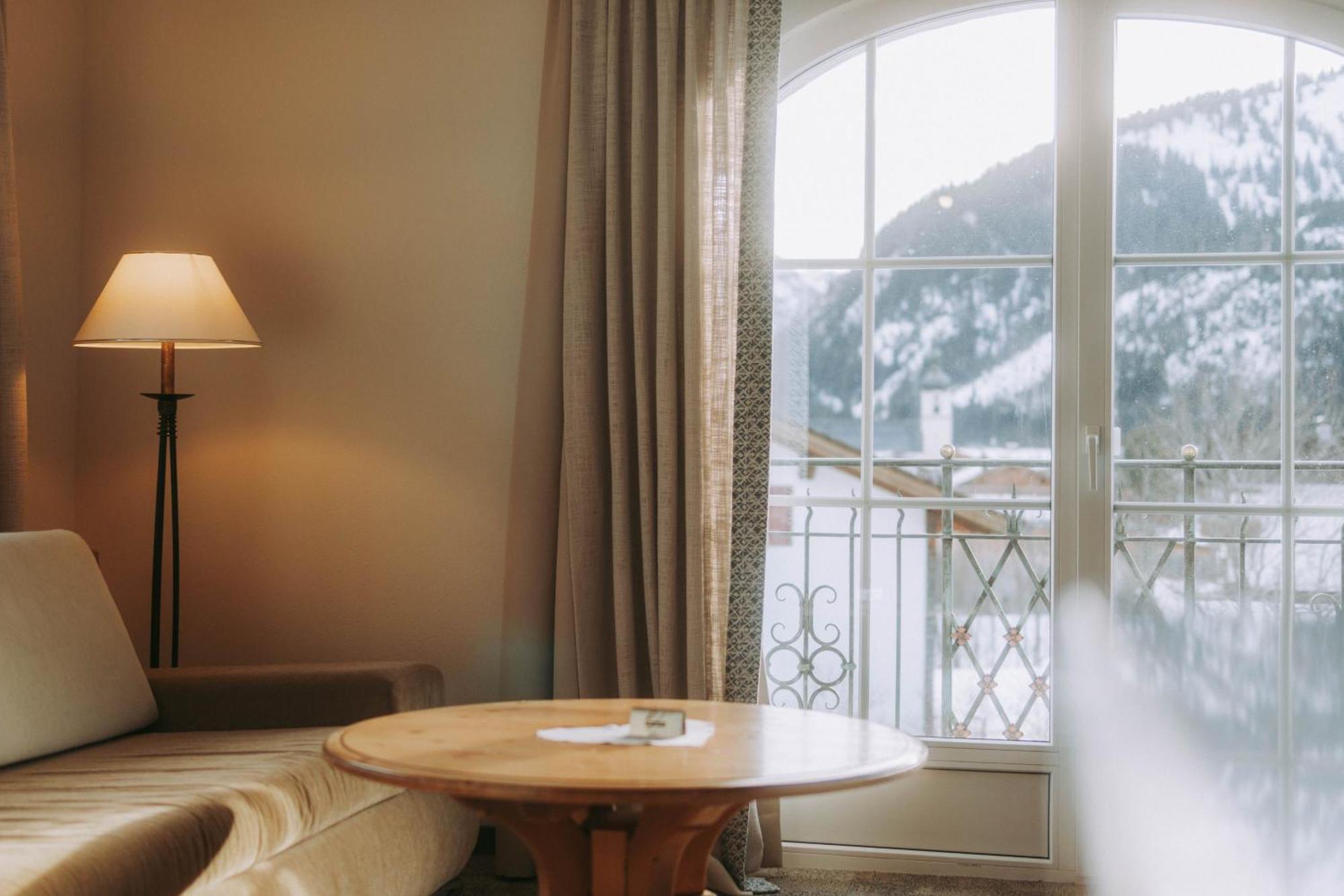Mons Suites Wine Passion Tannheim Exterior foto