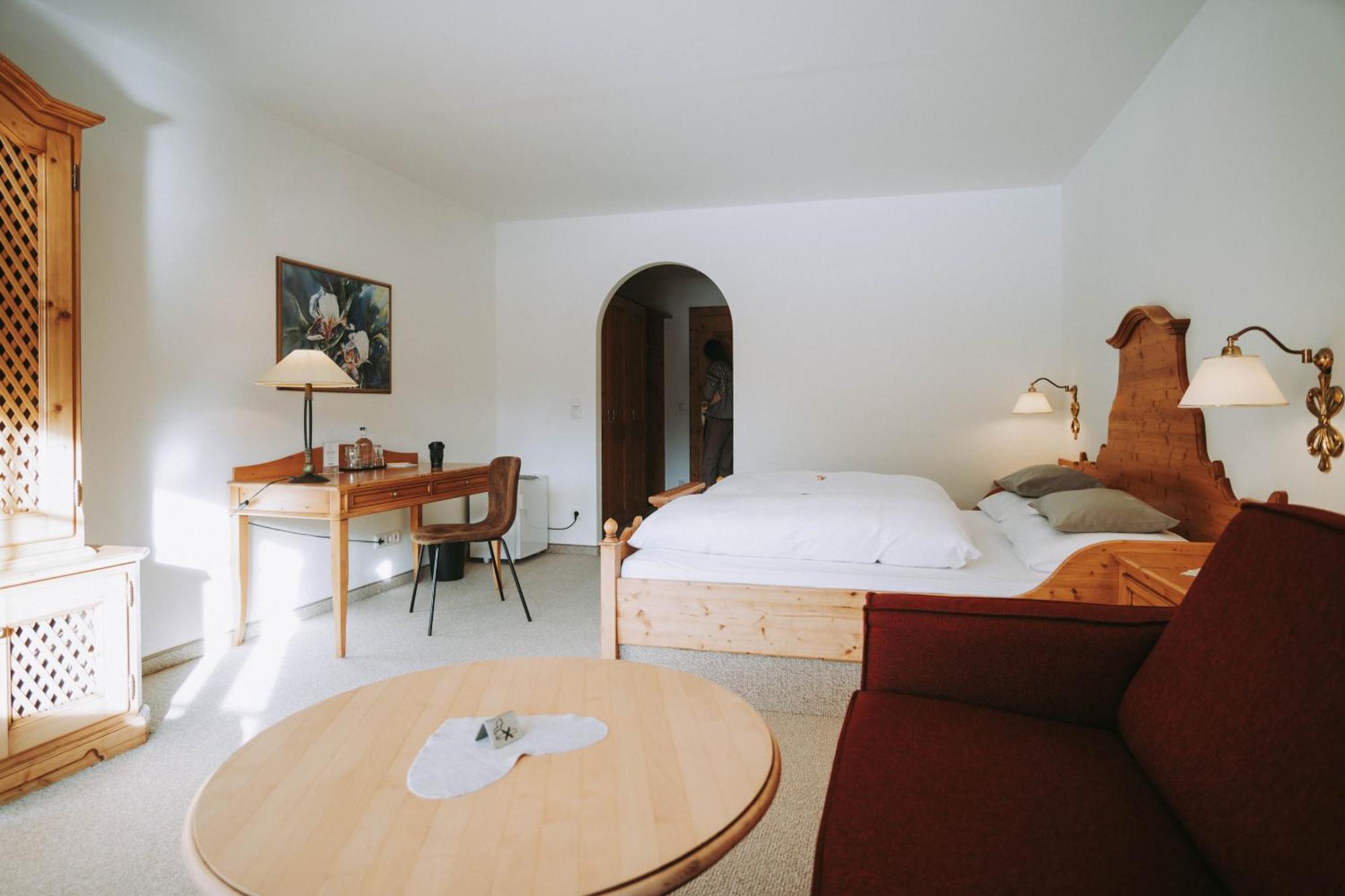 Mons Suites Wine Passion Tannheim Exterior foto